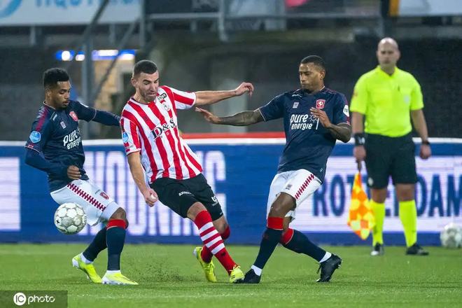 雪橇运动的 雪橇运动的