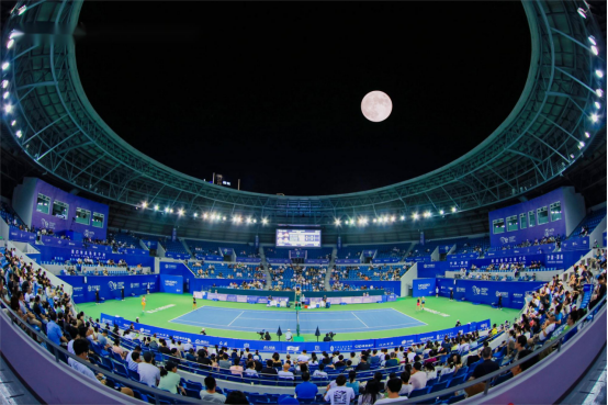 革中迈出的 革中迈出的