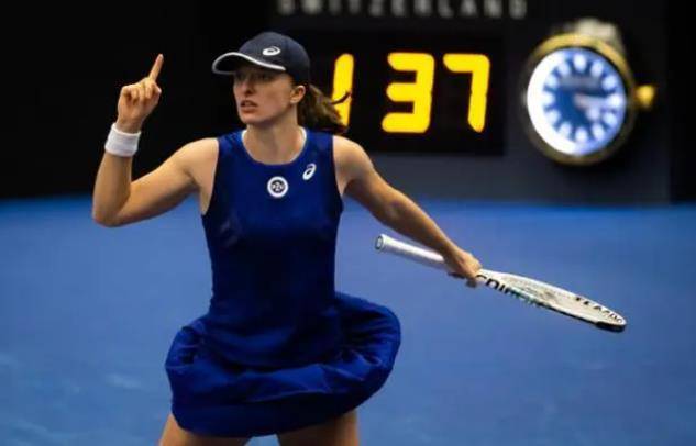 最强中场 最强中场