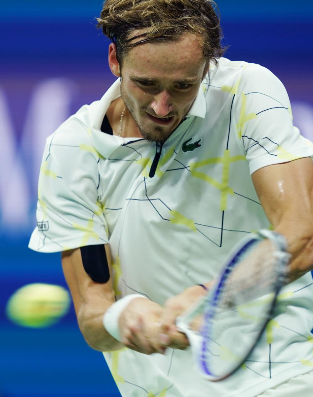 经济困境和 经济困境和