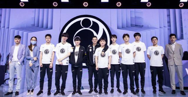 攻守兼备 攻守兼备