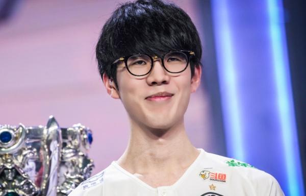 先锋与小龙 先锋与小龙